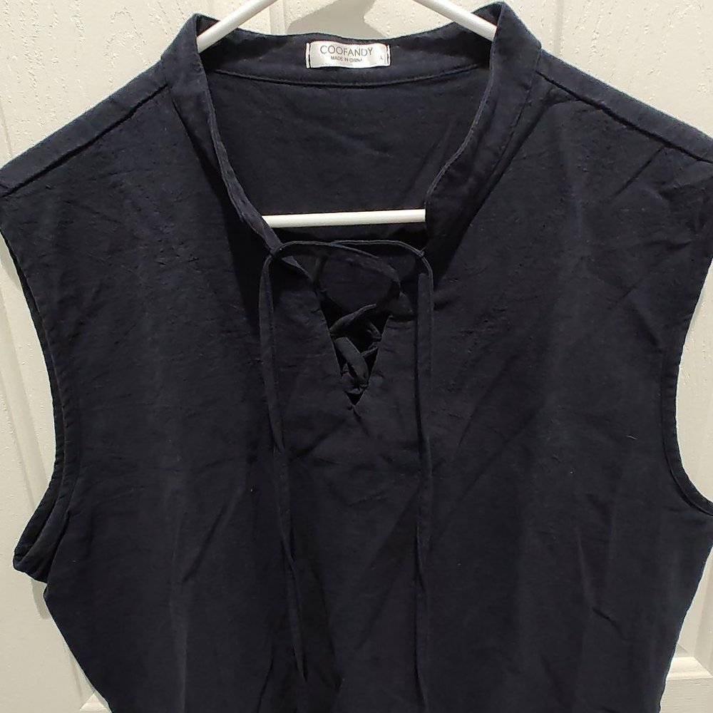 Coofandy sleeveless shirt.